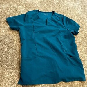 Small mandala scrub top